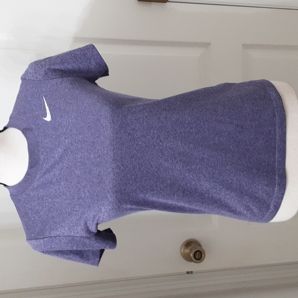 Nike Size XS "The Nike Tee" Dri-Fit, Heathered Purple, Short Sleeve T Shirt, EUC - Picture 1 of 11